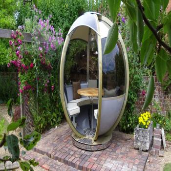 The Rotating Seater