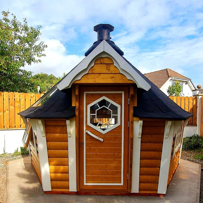 9.2sqm Grill Cabin Sloping Walls