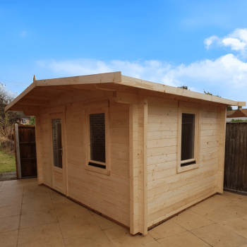 Log Cabin | Cherry