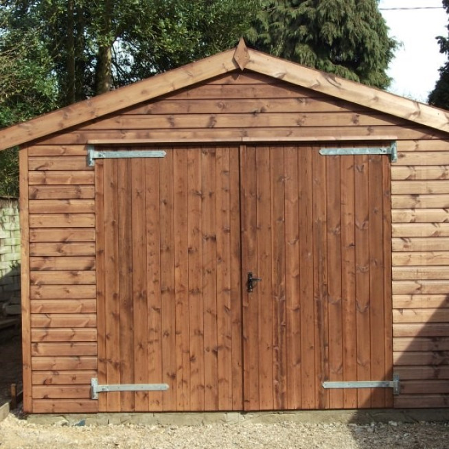 GARAGES
