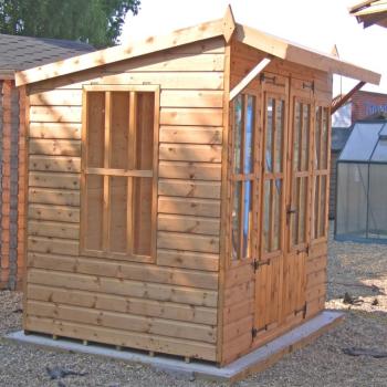A PENT SUMMERHOUSE