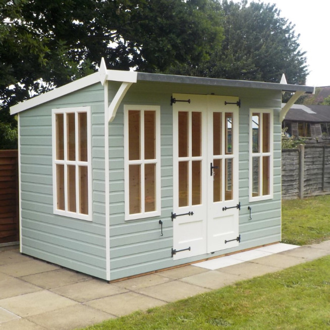A PENT SUMMERHOUSE
