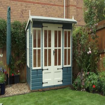 A PENT SUMMERHOUSE