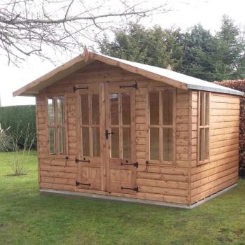CLASSIC SUMMERHOUSE