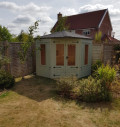 CORNER SUMMERHOUSE