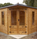 CORNER SUMMERHOUSE