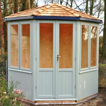 HEXAGONAL SUMMERHOUSE