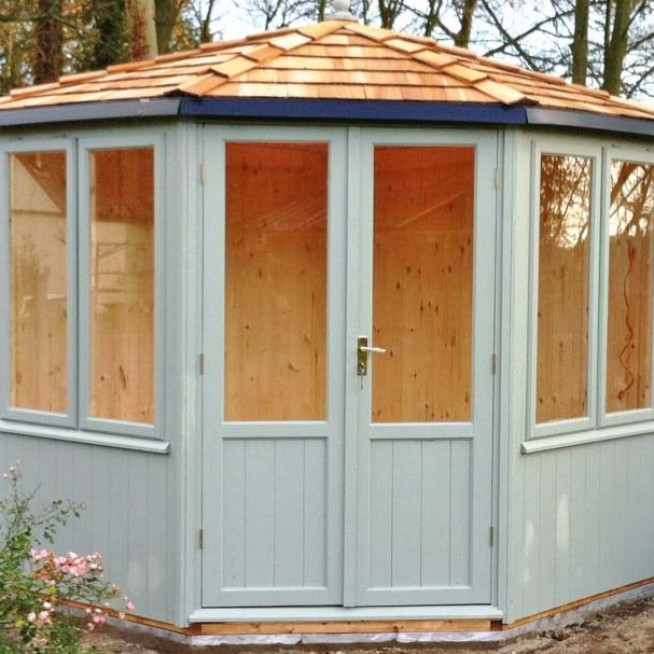HEXAGONAL SUMMERHOUSE