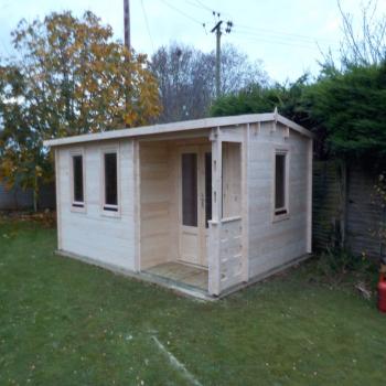 MAPLE LOG CABIN